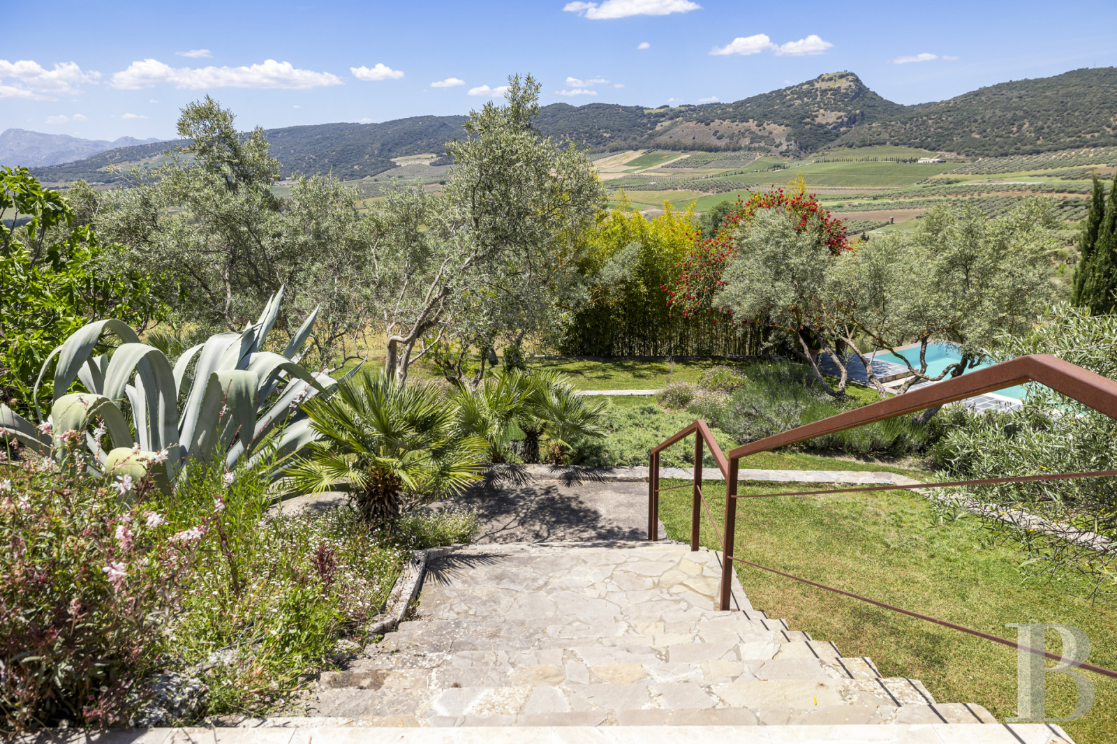 Au sud de l’Espagne, près de Ronda, une villa d’architecte au cœur des terres andalouses - photo  n°20